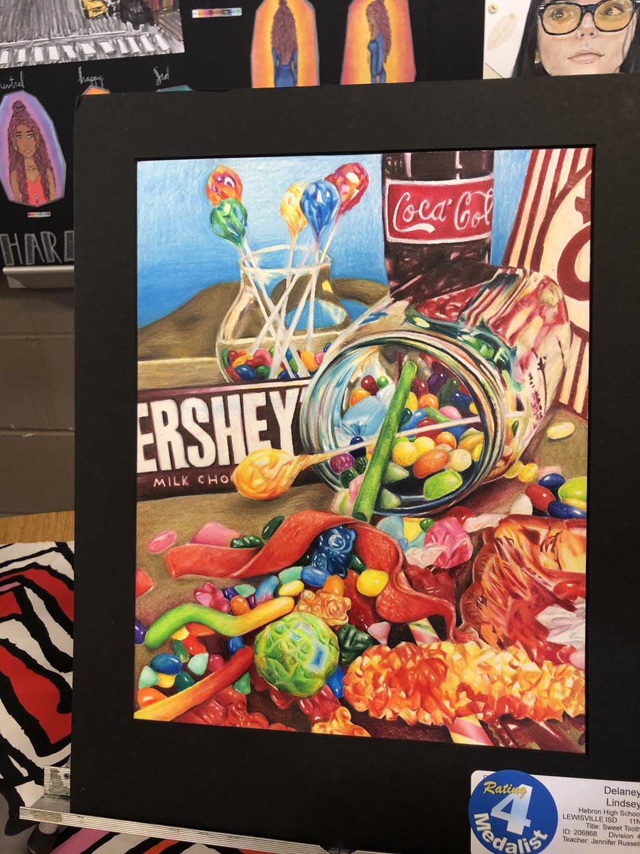 grayhistoryfan's tweet photo. @HebronHSArtClub #HebronArt incredible Art https://t.co/PgQ6vwuXQd