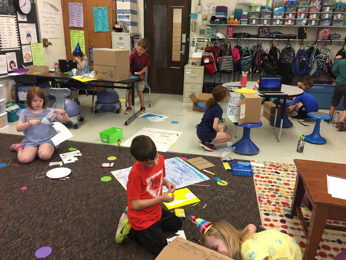 MrsLynchK's tweet photo. Creativity flowing as kids work on their Genius Hour projects. @emerickelem1967 #lcps19 https://t.co/Xffp5UmOZG