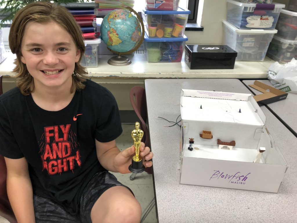 ccjames72's tweet photo. @unit40innovates Fifth hour award winners have been announced!!!  Great job, kiddos! https://t.co/CNLsBVIhWi