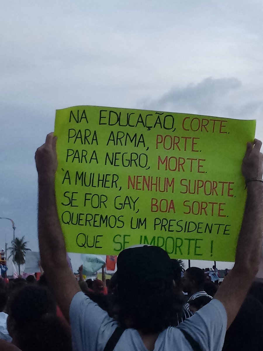 TitoGremistazo's tweet photo. I write this in English because it is difficult for people to understand that tweeting is super important for the future of Brazil. Culture is education, responsibility and respect #HeNot https://t.co/iVUrvX2Tgd