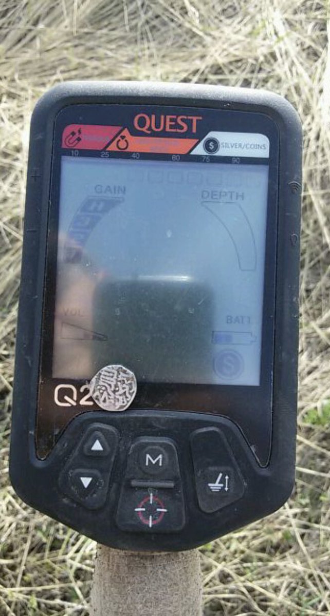 questdetecting's tweet image. New finds from #QuestQ20 user. Download the metal detecting APP QuestGo for more finds by detectorists.