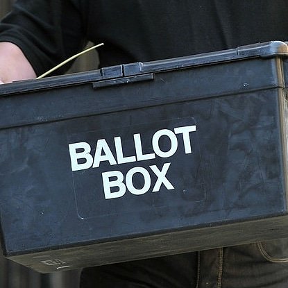 BlockchainTool_'s tweet image. For a fraud/hack free election, @blockchaintool_ will customized a decentralized data base with multiple locations.
Every polling unit will ve a localized database.

A centralized database is prone to hackers.

#INEC
#NigeriaDecides2019
#blockchaintoolkits 
#nigeria

 08035172971