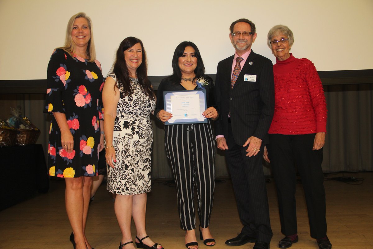 NutritionRUSD's tweet photo. Congrats to our NS employee of the year! Valerie works behind the scenes in our main office servicing students by processing meal applications and offering support to our cafeteria staff, among many other things. Thank you for all you do! #WeAreRUSD https://t.co/oX4auqwbNA