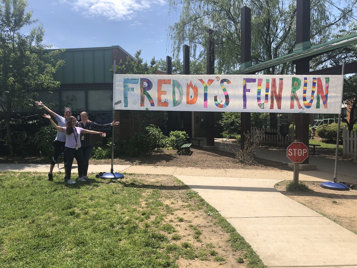 campbell_pta's tweet photo. #RT @CampbellAPS: RT @_MrDany: The 5th grade teachers are getting ready for #Freddysfunrun @MsPerrysclass1 @MsOlsons_Class @davitt45 @CampbellAPS https://t.co/RzbYm5whAJ