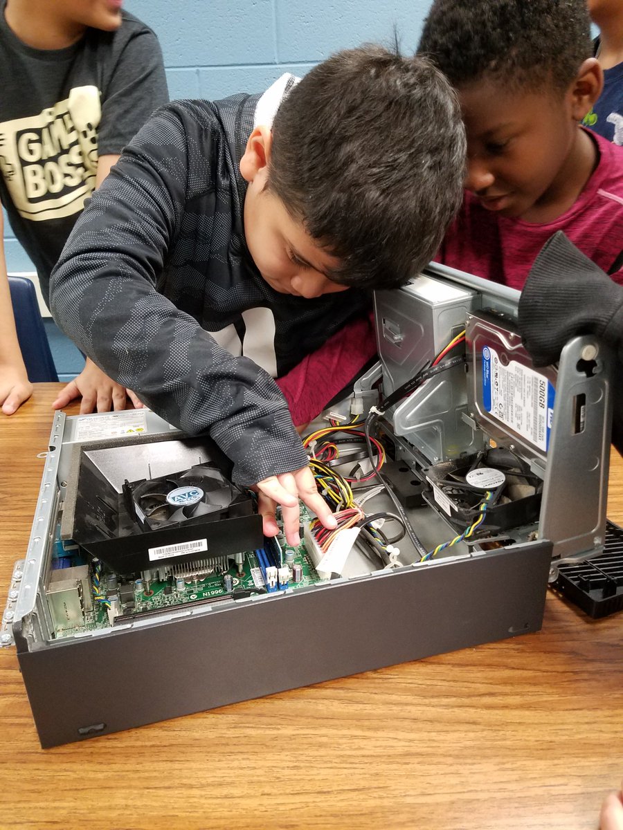 After spending a couple classes learning about the parts of a computer and what they do, some of our 4th graders got to actually build a computer and test it out today! <a href="/GibsonGrizzlies/">Gibson Elementary</a> <a href="/JoannaHaire/">Joanna Johnson Haire</a> #ONEGibson <a href="/iam_principalg/">G. Leonard Starnes II</a>
