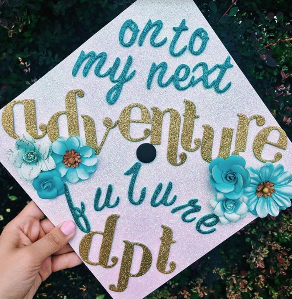AdelphiU's tweet image. The countdown to commencement continues...just 2 more days left! Keep sharing your photos of your decorated grad caps with us! #AdelphiGradCaps19 🎓