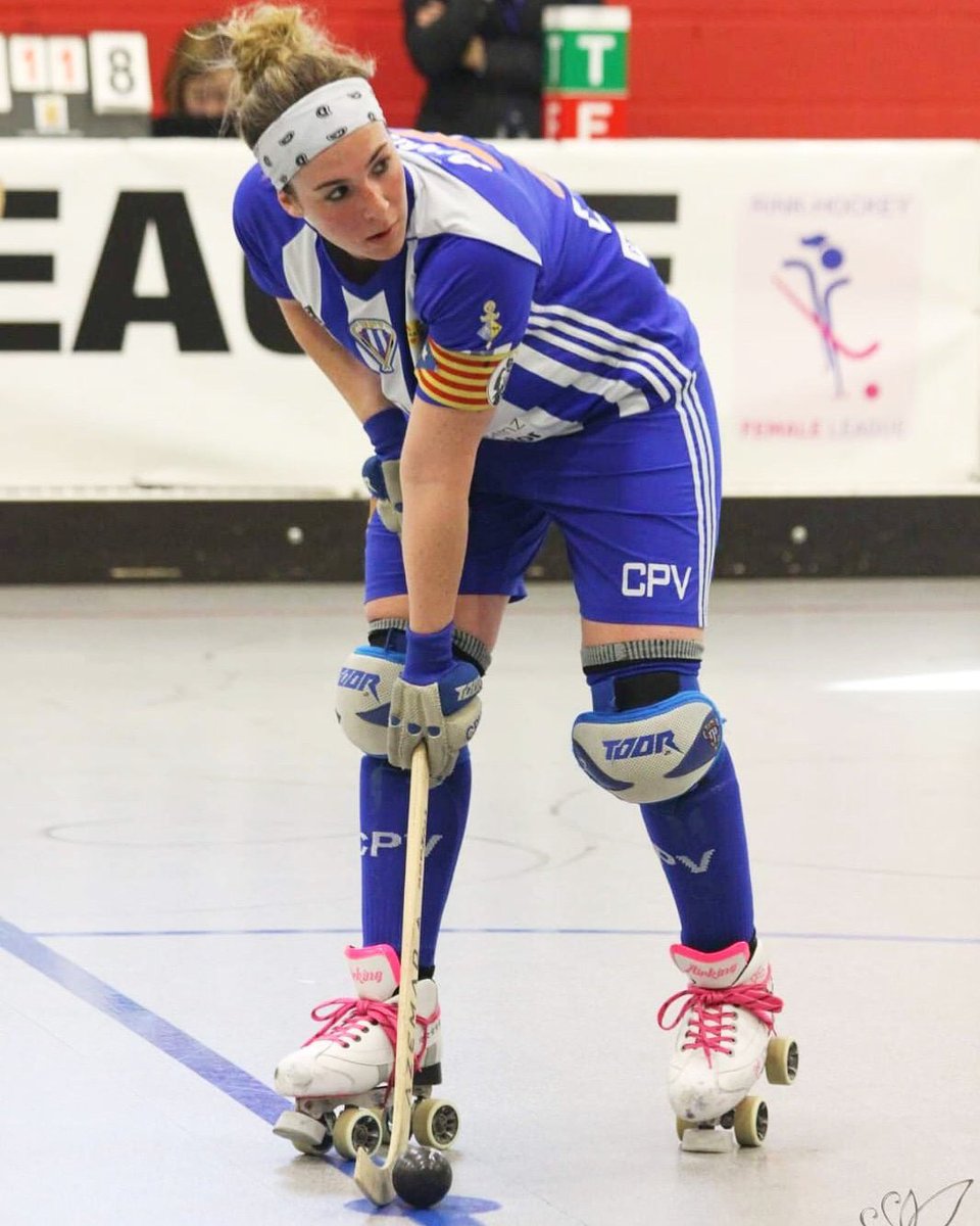Gente de hockey, vengan este domingo a Sant Hipòlit a despedir a una jugadora #histórica, que sin duda dejará huella en nuestro deporte: <a href="/annaromero7/">AnNa Romero Arola</a> #gaciescapitAnNa #siete 🔝🔝🔵⚪️🔵
<a href="/cpvoltrega/">Club Patí Voltregà-Movento Stern</a> vs @HockeyclubLICEO 
⏰ 12.30h