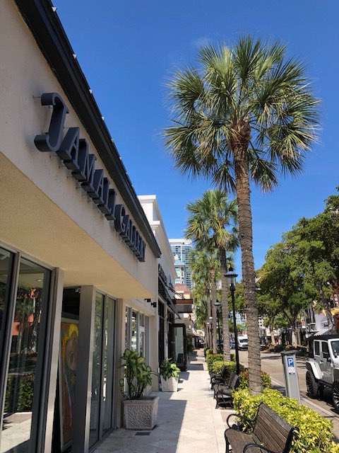 JamaliLasOlas's tweet photo. It’s a great day on #lasolasblvd! Come stop by and check us out. #jamaligallerylasolas https://t.co/4JyQKIPYgR