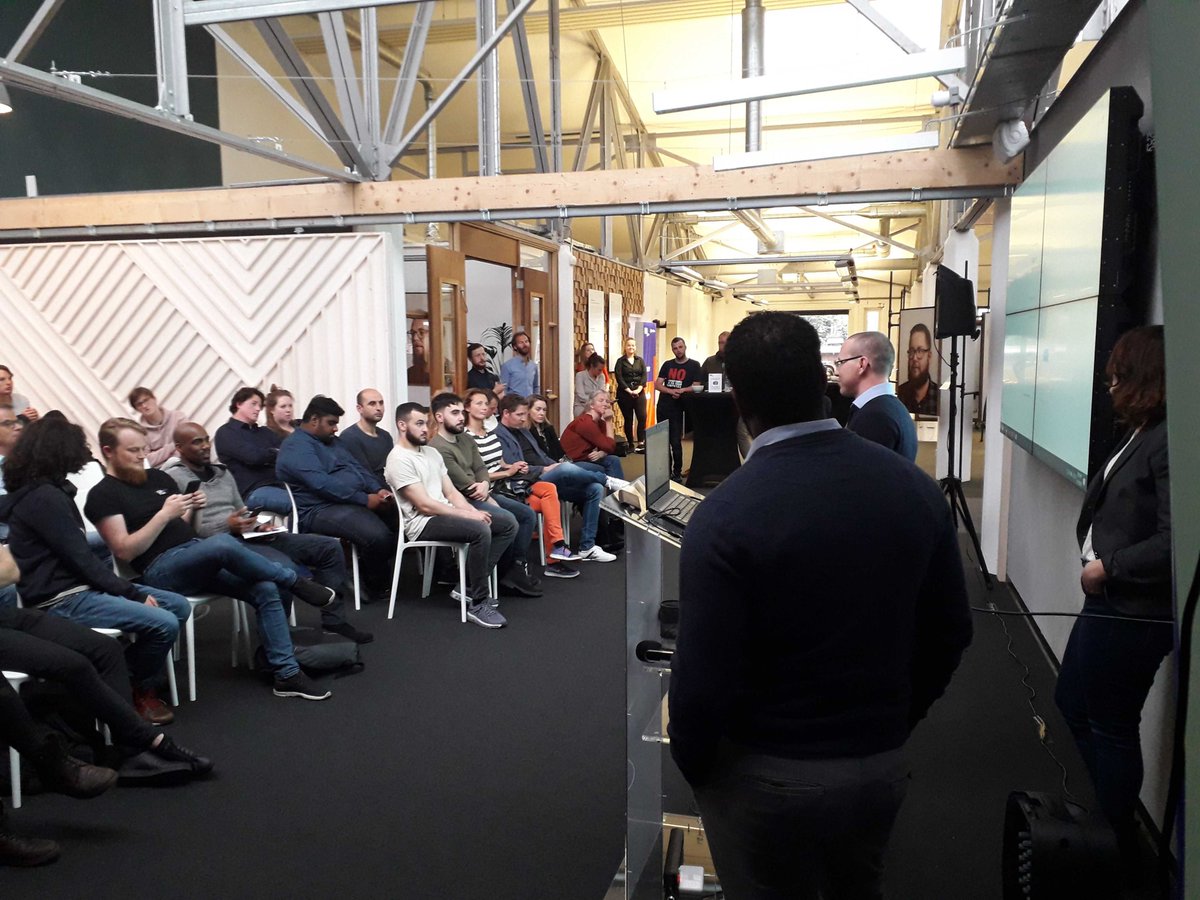 BinaryDistrict's tweet image. Here’s @ric_rojo giving our audience a live demonstration of their password cracking tool to show how ethical #hacking can highlight #cybersecurity vulnerabilities. #HackersHandshake #HHmeetup