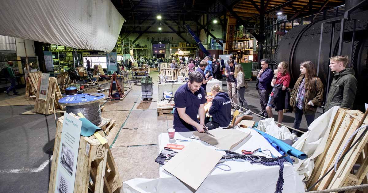 Morgen könnt ihr bei der Langen Nacht der Museen von der Fettexplosion bis zur Vogelvielfalt unendlich viel entdecken. Mit Kinderprogramm und extra günstigen Preisen für Jugendliche. Alle Infos ▶▶ fcld.ly/20fl7gz 
Bild: Museumsdienst Hamburg / F. Krems