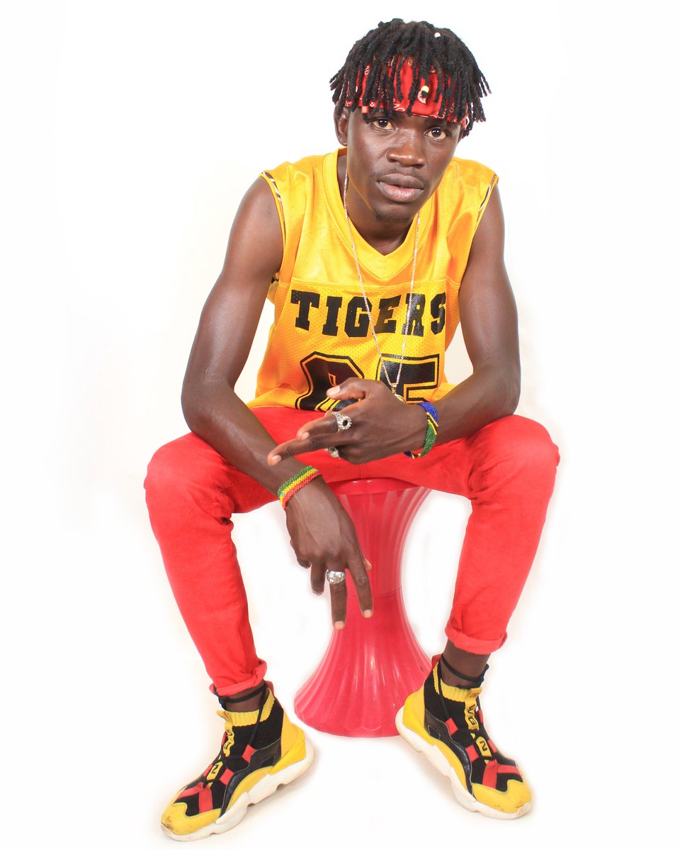 mamboyamalosa's tweet photo. Humble me..@joseph_msanii @mcvirgmlezi @KenyaMzicky @AnnePrecious4 @TitaniHatari https://t.co/BhwauB7bKL