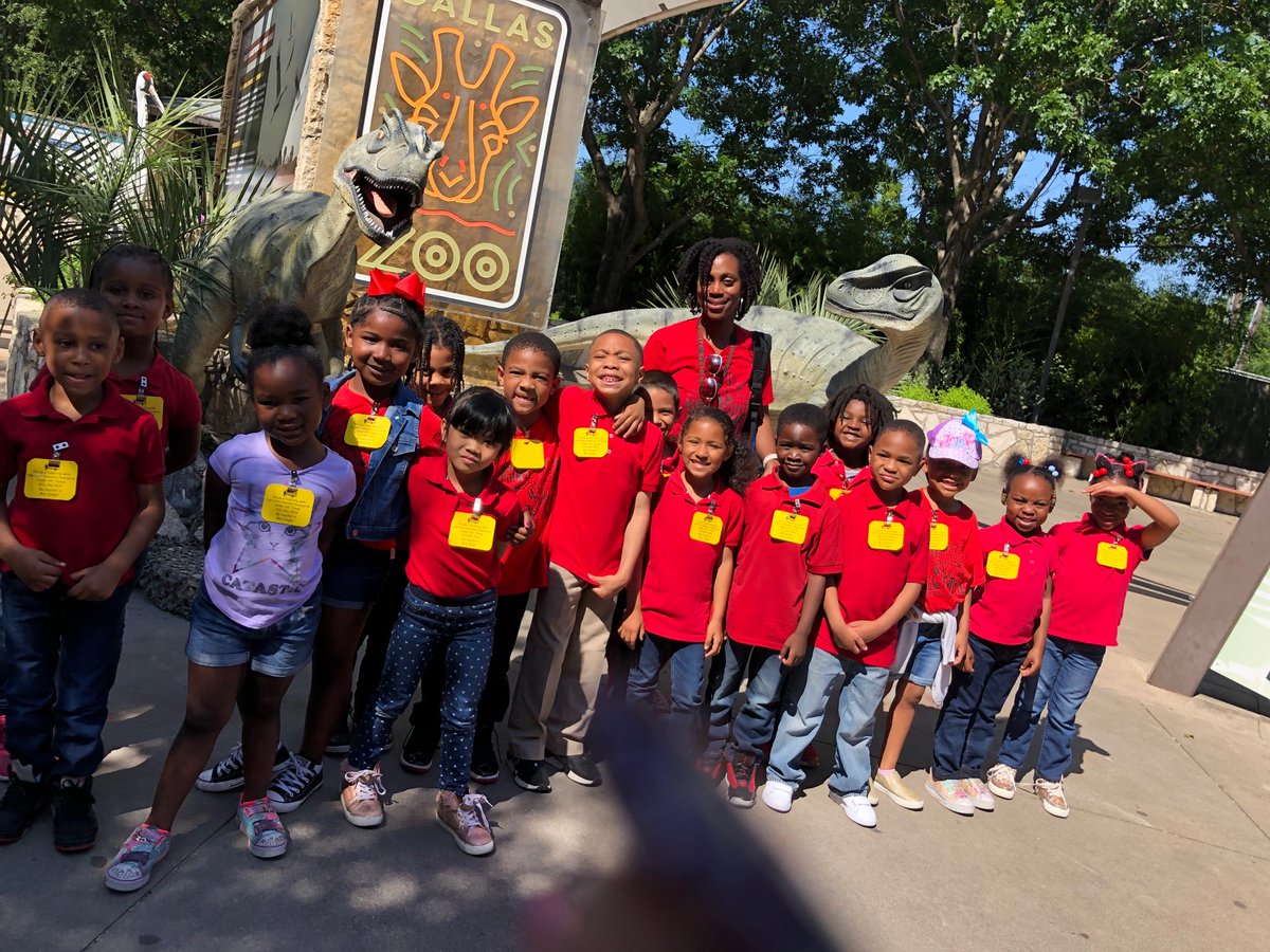 HPEKinderKnight's tweet photo. The Dallas Zoo was exciting, energizing, and an excellent experience for our final field trip of the school year.🤗 My scholars were enthusiastic about all of the engaging exhibits.😃 In addition, they were extremely exhausted at the end.😂😴@ChisdHighpointe https://t.co/EiO0YqppG7