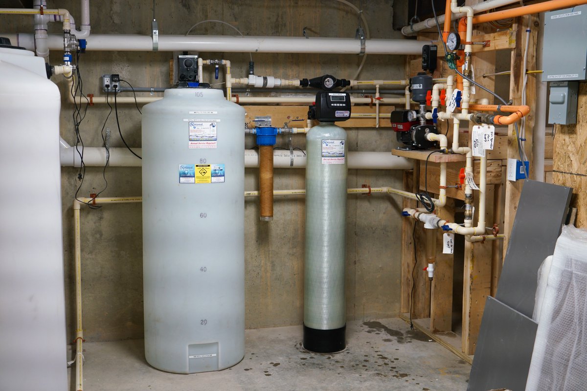N_W_S_C's tweet photo. #WaterTreatment #installation! Chemical Feeder for #corrosion & #pH, #sedimentfilter, MultiMedia Tank for excessive #sediment & #turbidity, two 400 gal. #cleanwater tanks & a #water pressurizer.
@grundfos @GrundfosUSA @ClackCorp @MilbyCompany @council_water #wateritshwhatwedo https://t.co/g9hIZ8YMEb