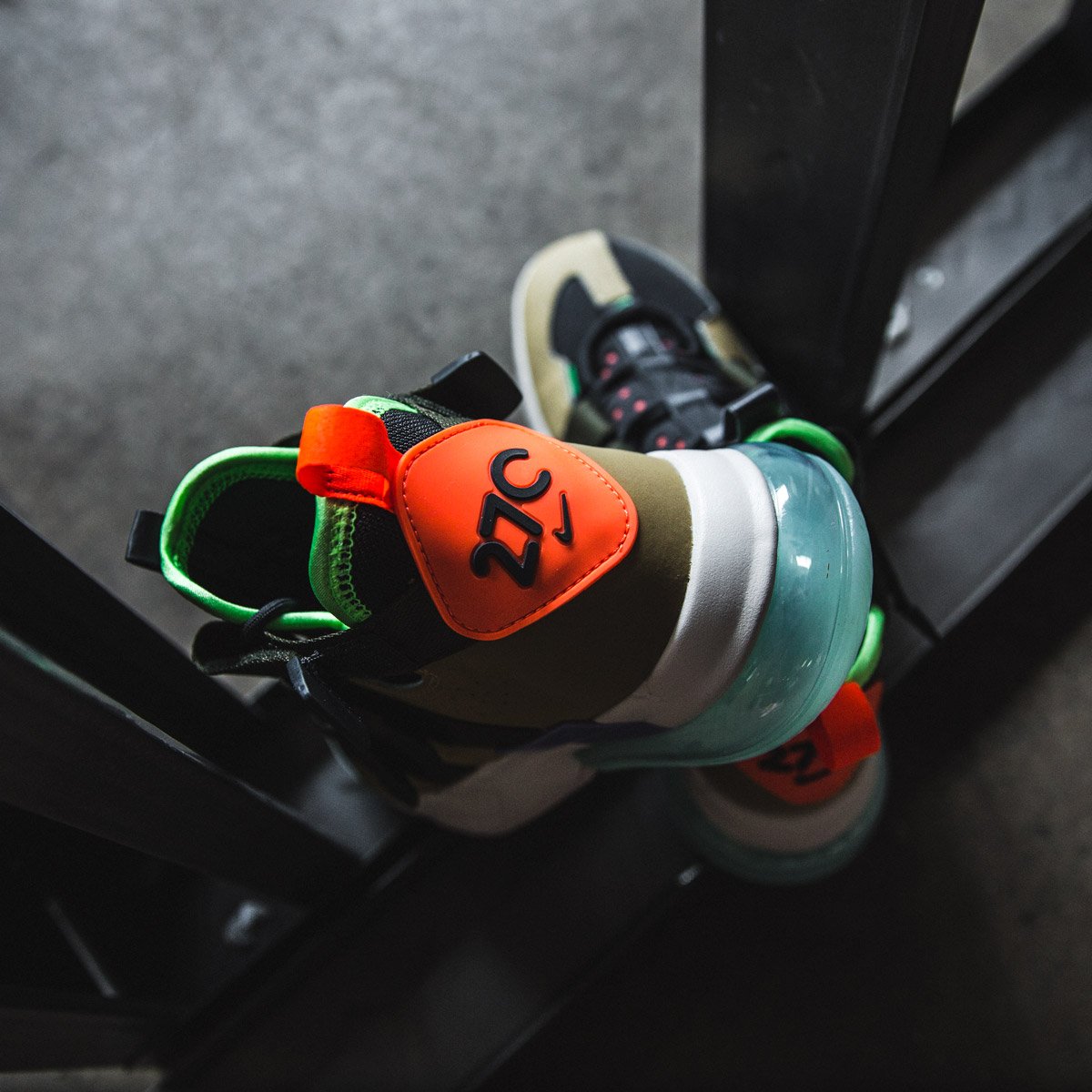 'Parachute Biege' 
<a href="/Nike/">Nike</a> Edge 270 
Now Available Online and In Stores 
#parachute #biege #edge #720 
ow.ly/Jg7H50uagvI