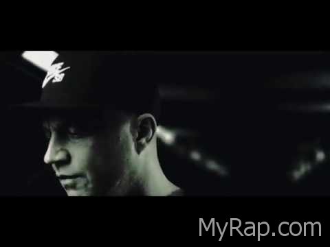 rapfametv's tweet photo. CHAKUZA - 🔥WILDE WELT🔥 [ official Video ] https://t.co/DwC2tmj9W0 #rap #hiphop #deutschrap #deutschrapcom #187ers #berlin #capitalbra #chakuza #deinupdate #deutschrapcom #egj #ehrenmann #eno #ex #faridbang #fero #fler #kcrebell #kollegah #mero #myrapcom #rafcamora https://t.co/Qi5oUMOi4p