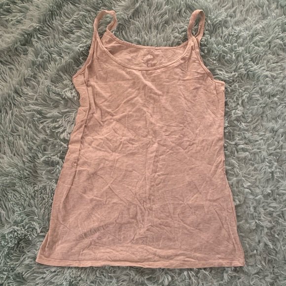 MrsSupply's tweet photo. So good I had to share! Check out all the items I'm loving on @Poshmarkapp #poshmark #fashion #style #shopmycloset #newyorkcompany: https://t.co/UYySUDzJfe https://t.co/gHAU4rZ47q