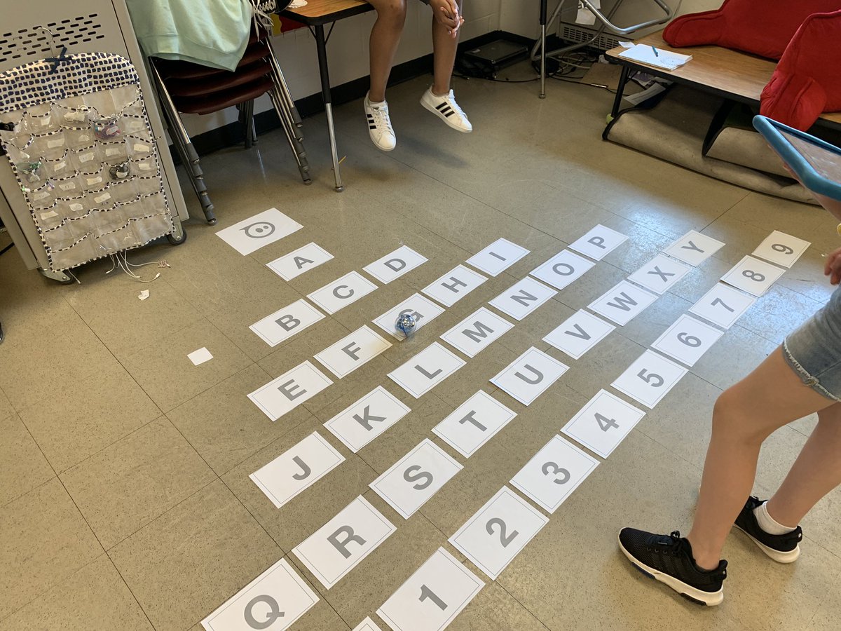KMcCray85's tweet photo. Communication is 🔑 to success! Ss @EasternWCPS traveled to Bletchley Circle via @GoogleARVR then read about Mavis Batey &amp; learned about the Enigma Machine. Finally we coded @Sphero to deliver our own codes! #PerseveranceisParamount #wcpsmd #STEMasaProcess https://t.co/cpU7bjoiFz