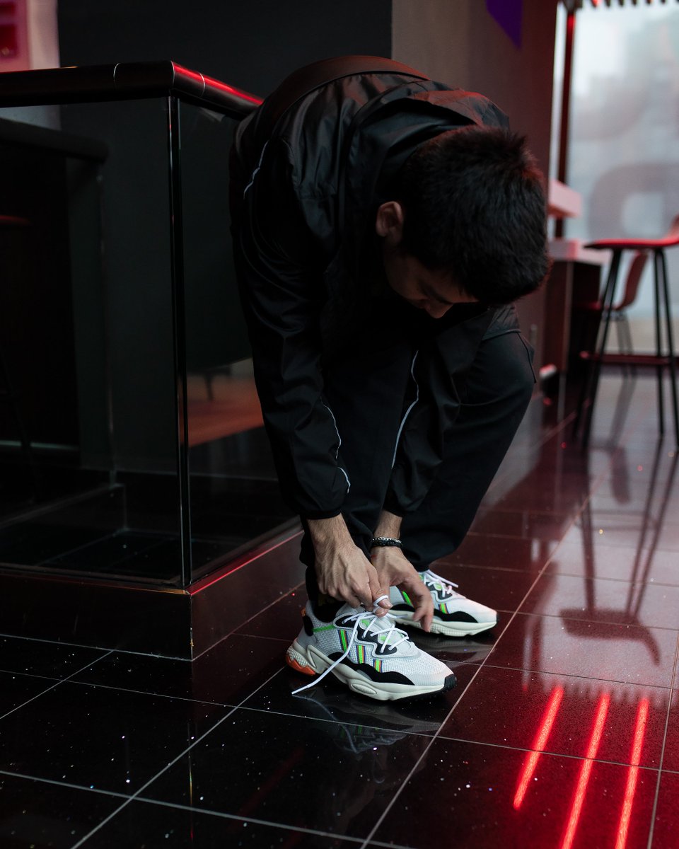 adidas ozweego era pack