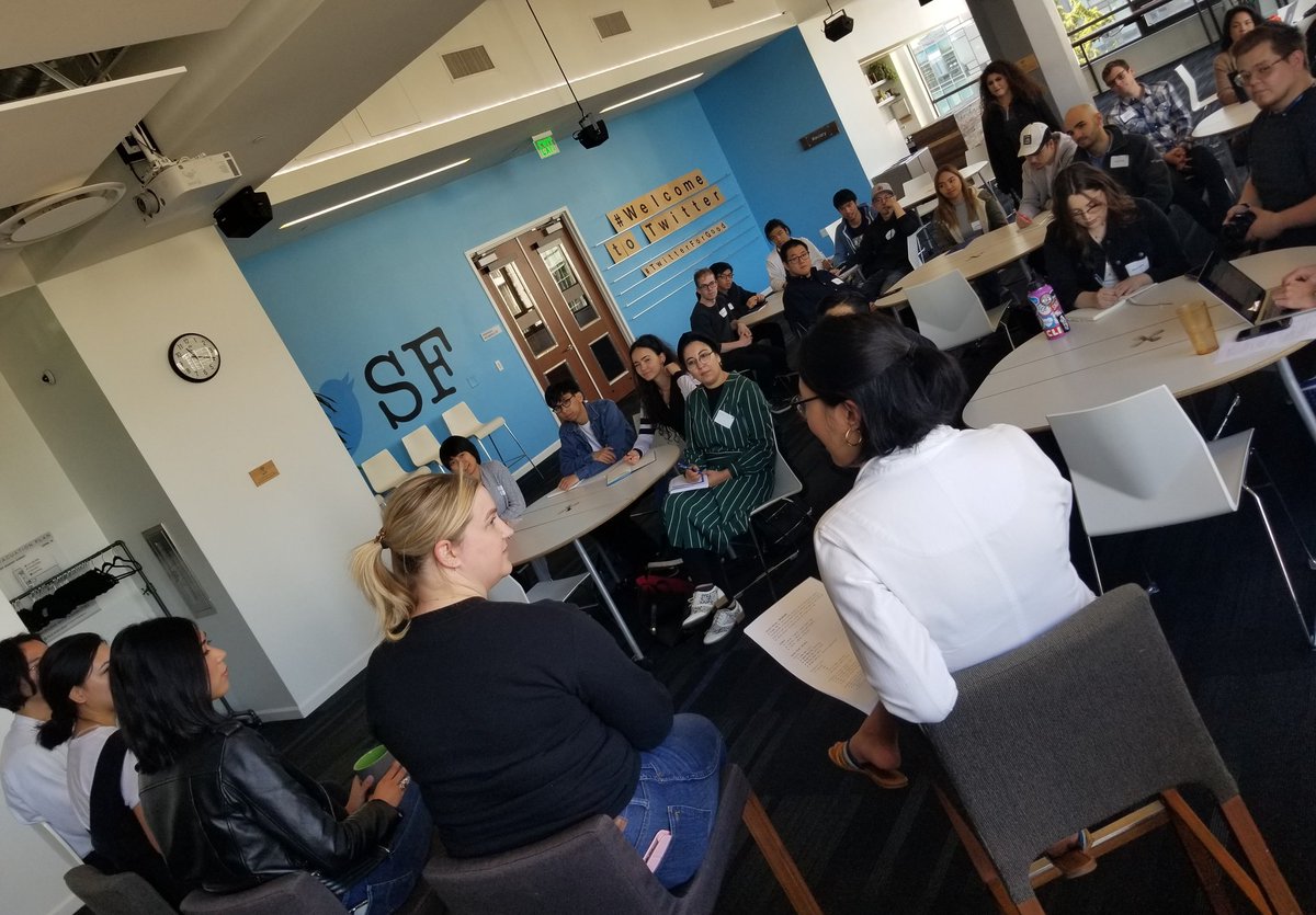 Community #Love &amp; #Design Education: Inspiring #Twitter Product #Designers discussing #UX #UI #Product &amp; #Visual roles, case studies, experience --- 20+ #BRIDGEGOOD Student Creatives leveling up with knowledge! #DesignCareers #DesignForSocialGood