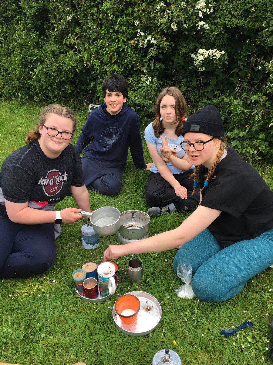 All teams safely in camp! Plenty of trangia cooking skills in evidence; not so sure about Gold team’s tent 🙄 #lovedofe #teamwork #stateboarding ⁦<a href="/SomersetDofE/">Somerset DofE</a>⁩ <a href="/sexeys_dofe/">Sexey's Duke of Edinburgh</a>