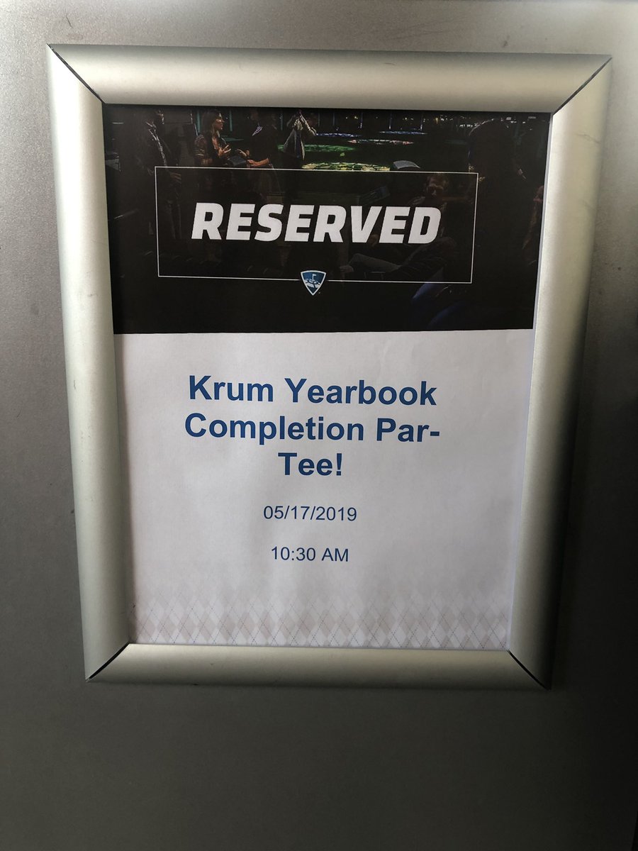BobcatLawrence's tweet photo. @Topgolf The Colony, thank you for being awesome host to our Yearbook Party https://t.co/HkqcKiWYey