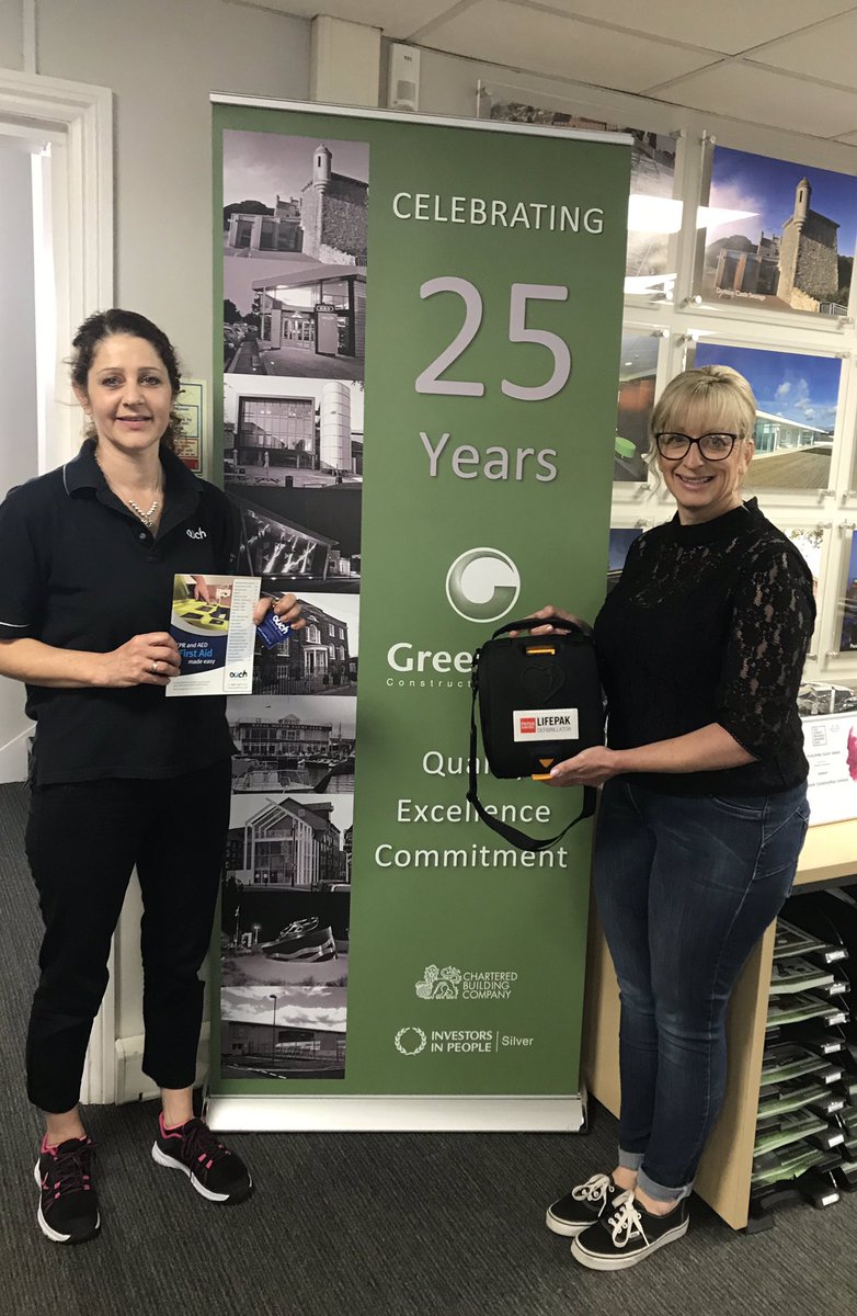 Really good morning teaching AED to the super <a href="/Greendale_Build/">Greendale Construction Ltd</a> team as they have brought a new AED to go on the wall outside their offices 👍 <a href="/MariaSeabright/">Maria Seabright</a> <a href="/Chriskaneblue/">Chris Kane</a> <a href="/DorsetChamber/">Dorset Chamber</a> <a href="/stevebulleyUK/">Steve B 🎤🎧📻</a>