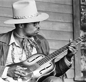 Happy birthday Taj Mahal! 