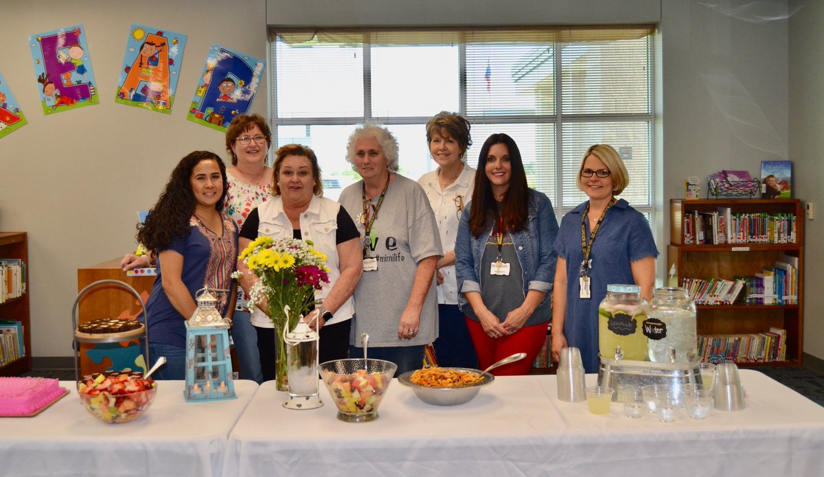 Congratulations to Mrs. Connie Brumley on her retirement after 26 years of service to @McGregorISD !