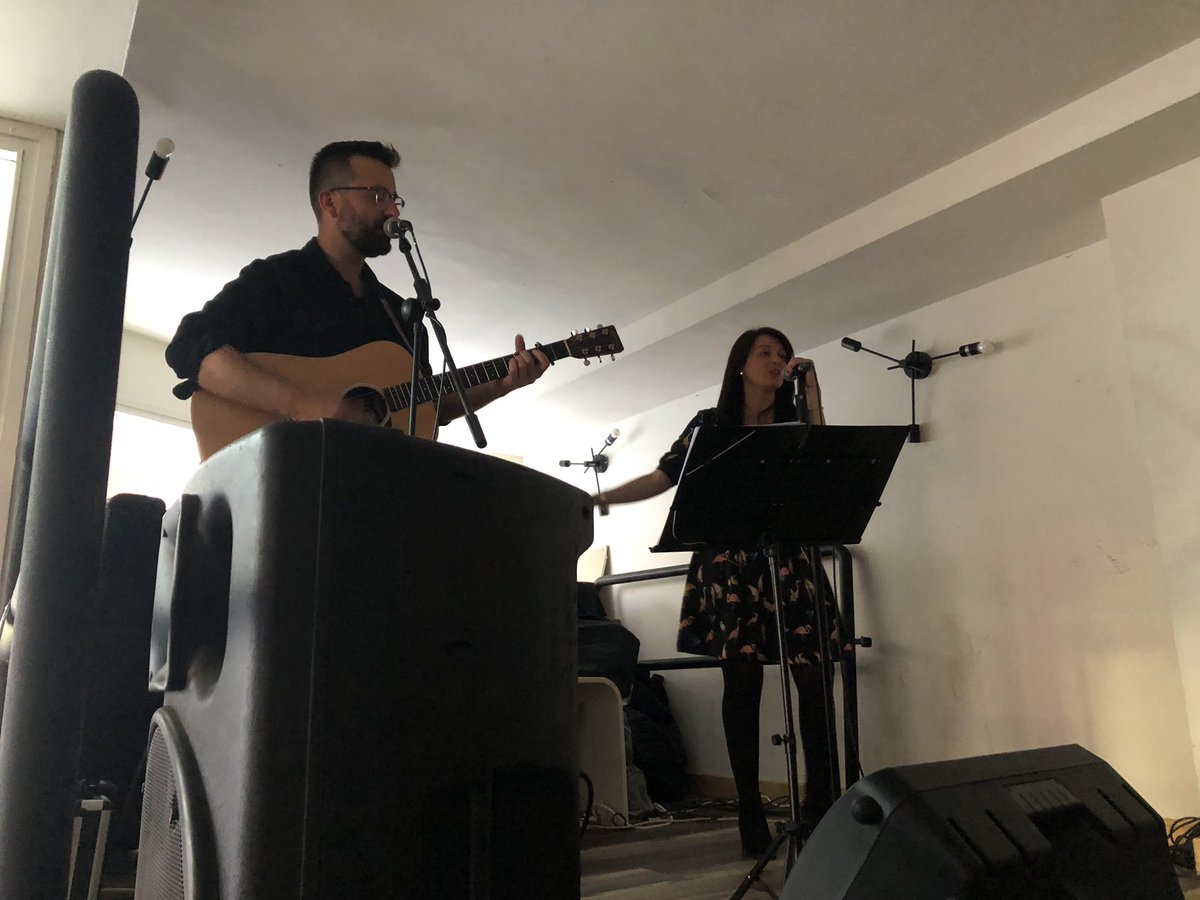 MisterLadyMusic's tweet photo. Esto es ahora!    #musica #pop #directo #Gijón #Indie #indie #americana #NuevoDisco #concierto #Asturias #live #AntesDeQuedarnosQuietos #Asturias #ParamoBar https://t.co/jybqUnRgGq