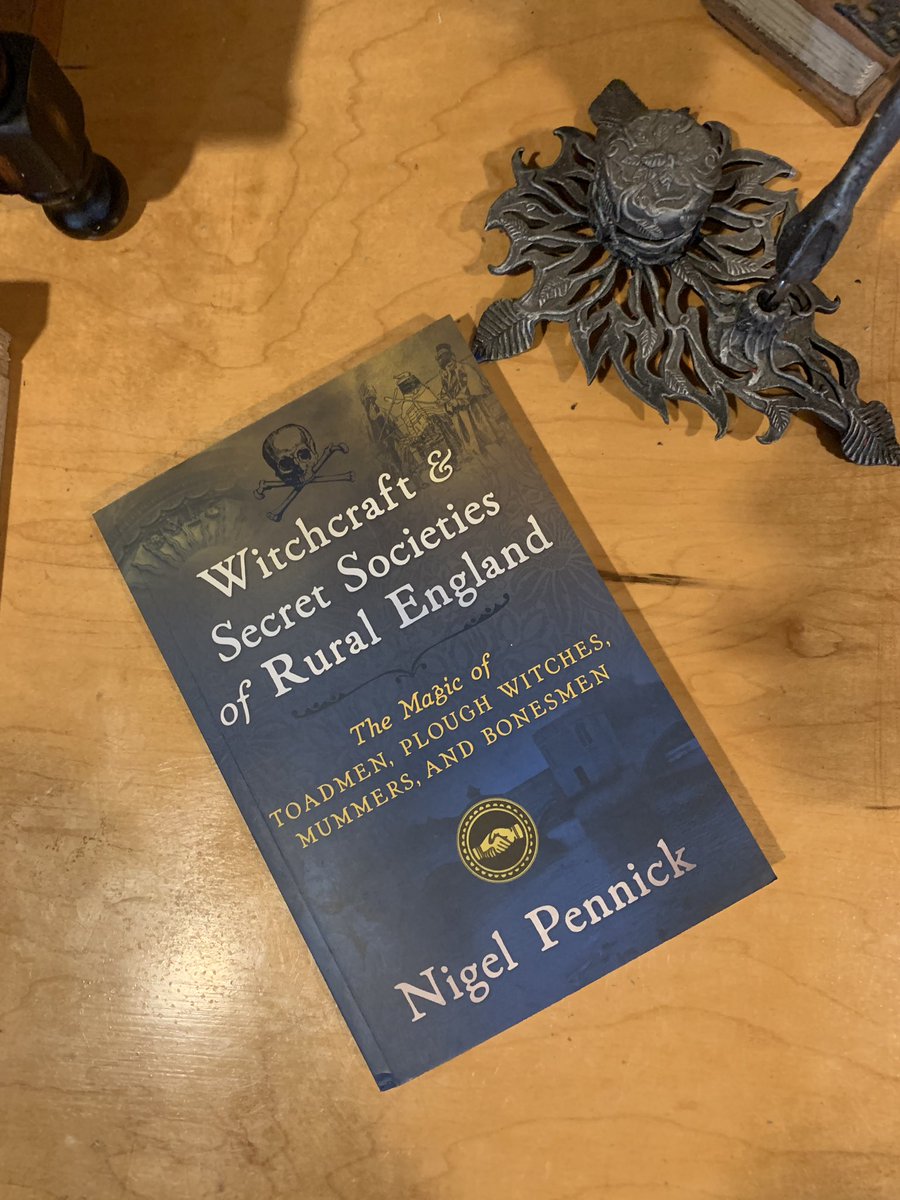LailokensAwen's tweet photo. I think this is a good place to start. I was going to work today, but I guess not. @InnerTraditions #destinybooks #nigelpennick https://t.co/mblInqarCE