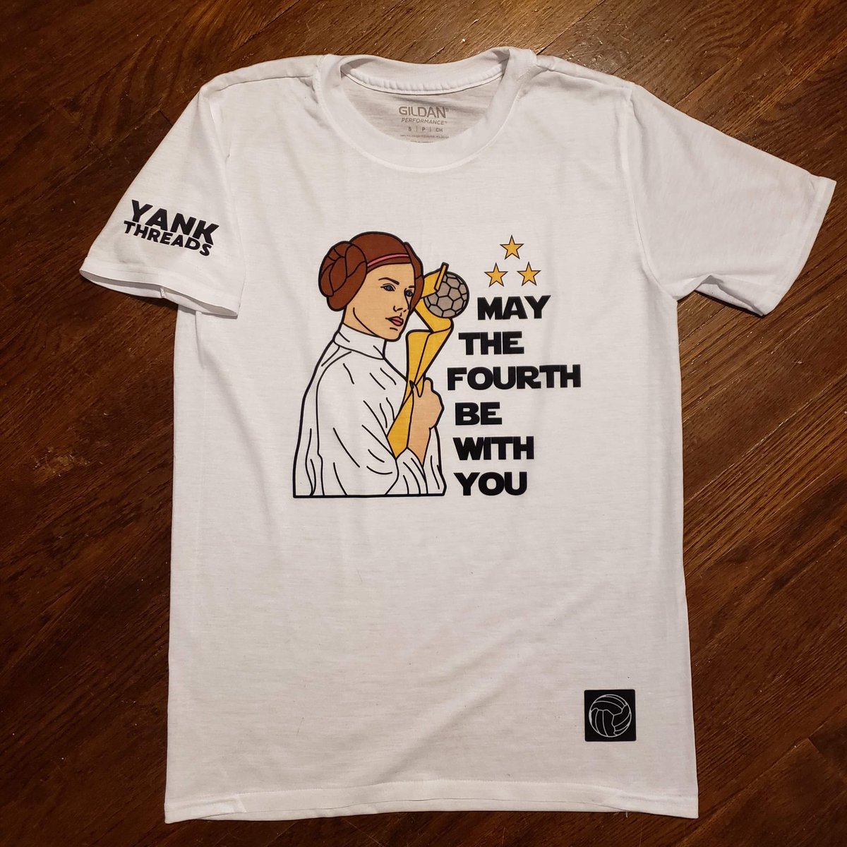 YankThreads's tweet photo. Is the Fourth with the USWNT this summer? New shirt and print now available at Yank Threads. #uswnt #worldcup #soccer 

https://t.co/J2YopTeRfY https://t.co/bUh2ipodBF