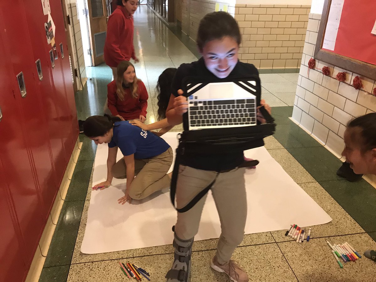 DHelmEDU's tweet image. The best way to learn about World Exploration (in my mind) is to have your kids recreate the world!  Maps. Trade. People. And a lot of learning/fun!!  #aplusstudents #sketchnotes