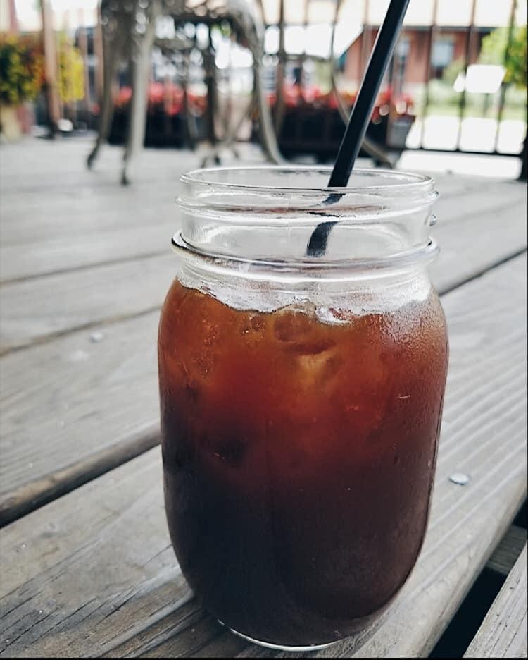 ChaptersOnMain's tweet photo. A M E R I C A N O

#FeaturedFriday- Each Friday want to introduce you to a different menu item to try!

Meet the Americano, we pair a double shot of espresso with your ideal amount of water to create that caffeine boost!

We hope you give it a shot or make that a double shot! 😉 https://t.co/MFleC82NNy