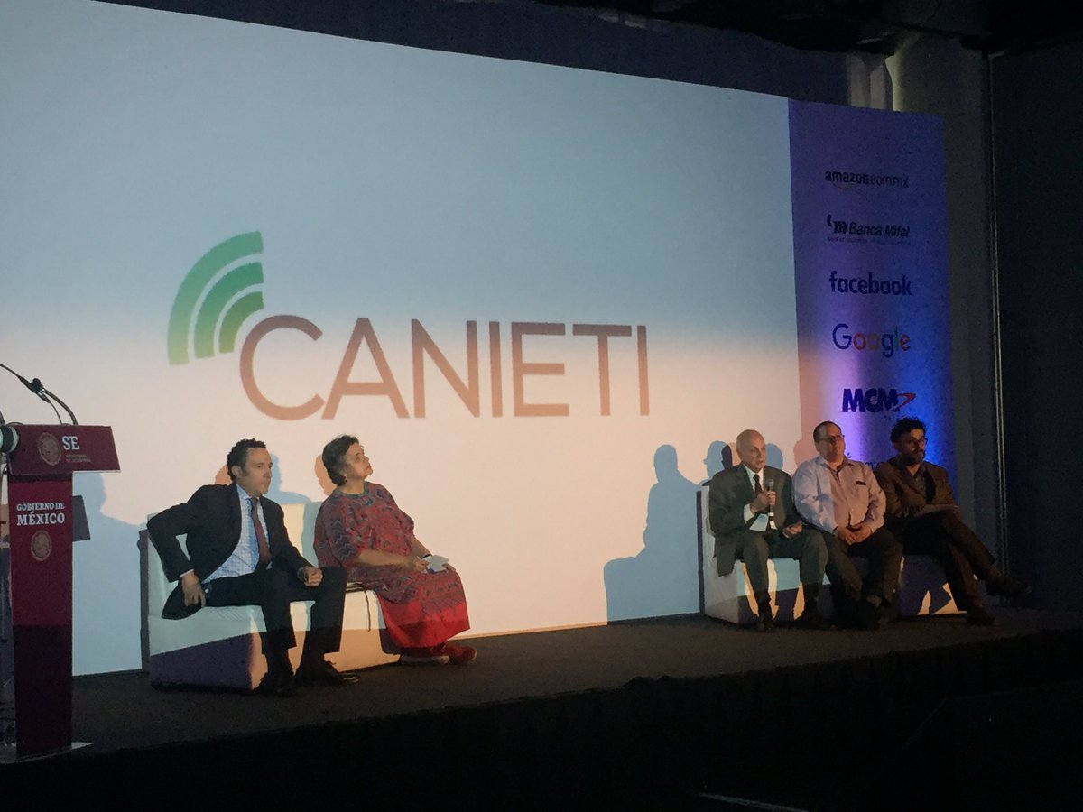 Asoc_InternetMX's tweet image. Cierre de la #ssig2019.