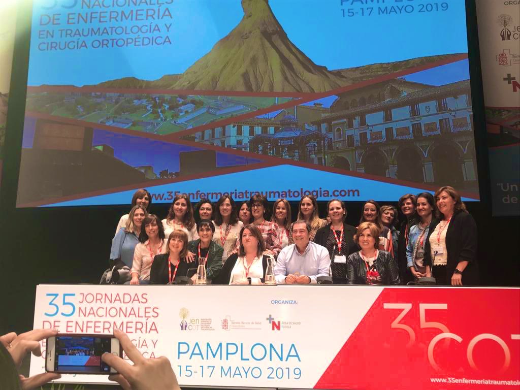 35Jencot's tweet photo. Foto de familia de los comités asesor, organizador y científico https://t.co/LFM2hYLF0Z