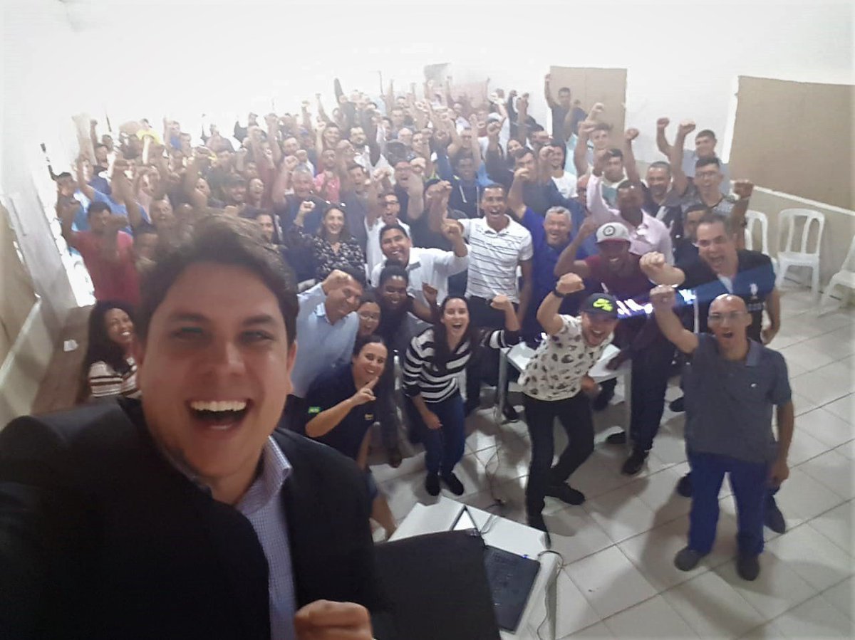 atilasiqueira's tweet photo. A missão de hoje foi com a palestra Motivando para Vencer na segunda maior empresa do segmento de Tintas e Vernizes para automóveis do Brasil. Skylack Tintas e Vernizes. Gratidão pela confiança e entrega durante todo o treinamento. Eu acredito em vocês!!! #SIPAT2019 #rumo2020 https://t.co/7eAoWZtFoJ
