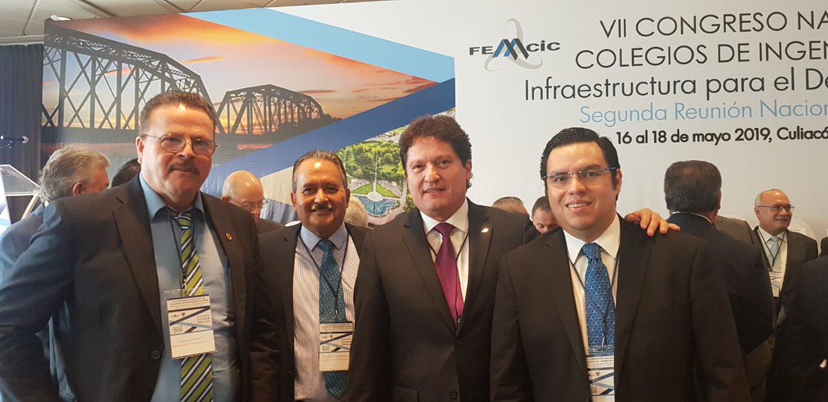 EduardoRmzLeal's tweet photo. En el marco del Séptimo Congreso Nacional de Colegios de Ingenieros Civiles, se tomó protesta del VII Consejo Directivo y se galardonó a los premios Nacionales de Ingeniería civil de la @FEMCIC1 , con la presencia del Ing. @JimenezEspriu, Secretario de la @SCT_mx . https://t.co/9CoVOyWeic