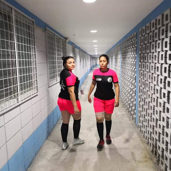 ErikaGuzman84's tweet photo. Futbol https://t.co/EWBlWjcttQ
