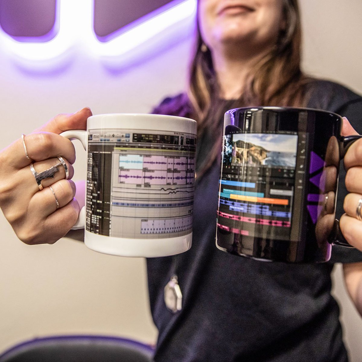 🤤 Thirsty?
⠀
#avidopenhouse #avid #burbank #mug #swag #mixing #recording #musicmaking #audioengineer #protools #postproduction #videoediting #mediacomposer