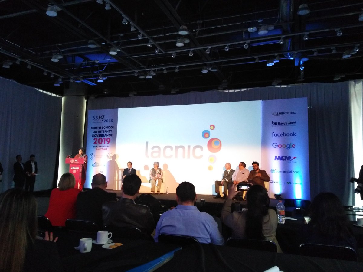 ciapemnacional's tweet image. Clausura de actividades | Tecnologías Disruptiva y Transformación Digital | South School on Internet Governance 2019 #SSIG2019 | Día de Internet 2019 #DDI2019

Viernes 17 de mayo de 2019
@SE_mx @Asoc_InternetMX @SSIGLAC
Sigue en vivo la transmisión aquí: gobernanza.aimx.mx