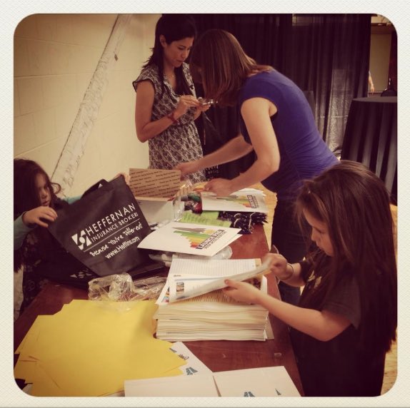 supportland's tweet image. Now that LaunchPad, one of the best learning opportunities for #pdx entrepreneurs is starting tonight, I’m feeling nostalgic! Here’s a 📷 from 2013 when the Supportland kiddos were stuffing bags for biz newbies with @sockittomesocks 💕 @StarveUps @ImmixLaw