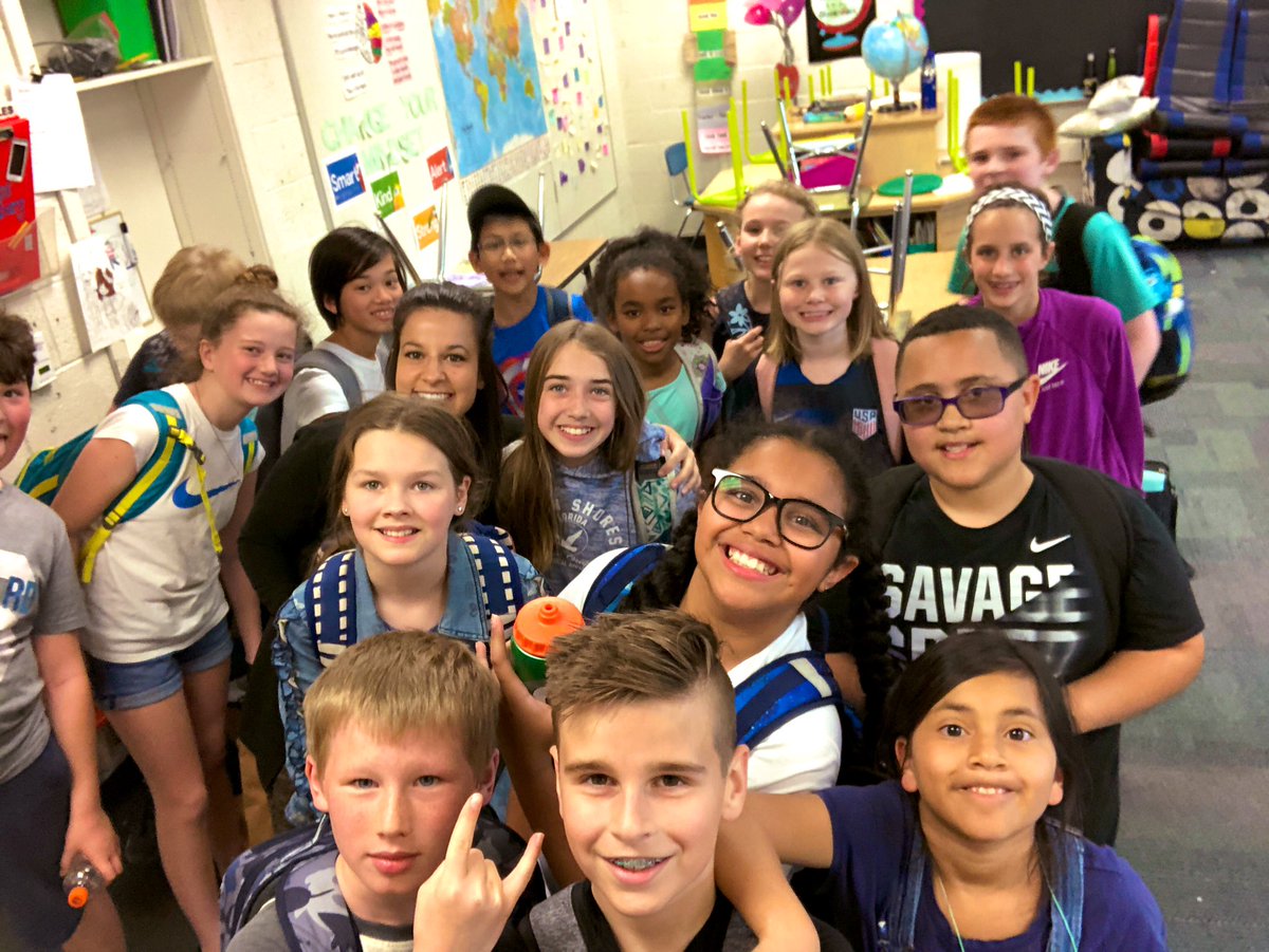AnnieMeinberg's tweet photo. Happy FriYAY! Hereβs to the home stretch with shorter attention spans and longer recesses. π€#5thGradeExplorers https://t.co/sX8juhGqML