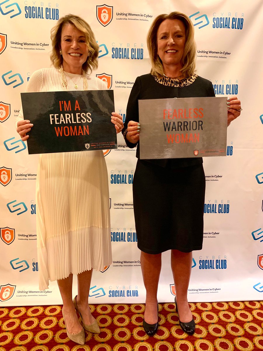 teresacarlson's tweet photo. Loved hanging out with some Fearless Women leaders today - and honored to be named Fearless Leader of the Year! @CyberSocialClub https://t.co/WX4KCWkQs2