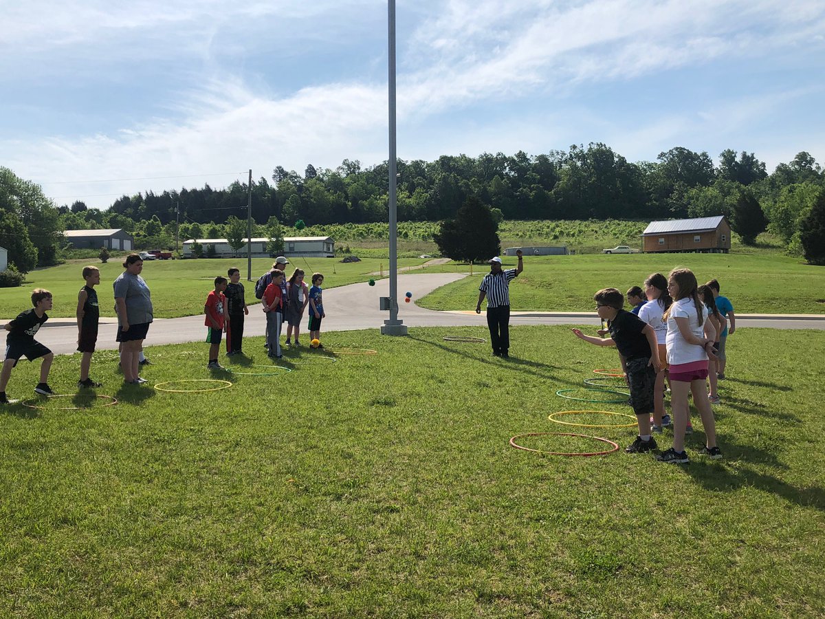 Ieswildcats's tweet photo. Field day fun! https://t.co/nZVrH80GZZ