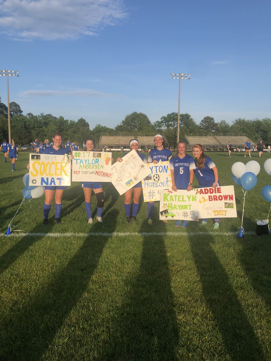 mmoore0890's tweet photo. PACKERS WIN! PACKERS WIN! Congratulations to our Lady Packers Soccer Team for their 3-0 SENIOR NIGHT win over Warhill! Thank you to our 6 seniors for their contributions to Smithfield Athletics! We wish you all the best in all of your future endeavors! #GoPack https://t.co/geBEEvo4tr