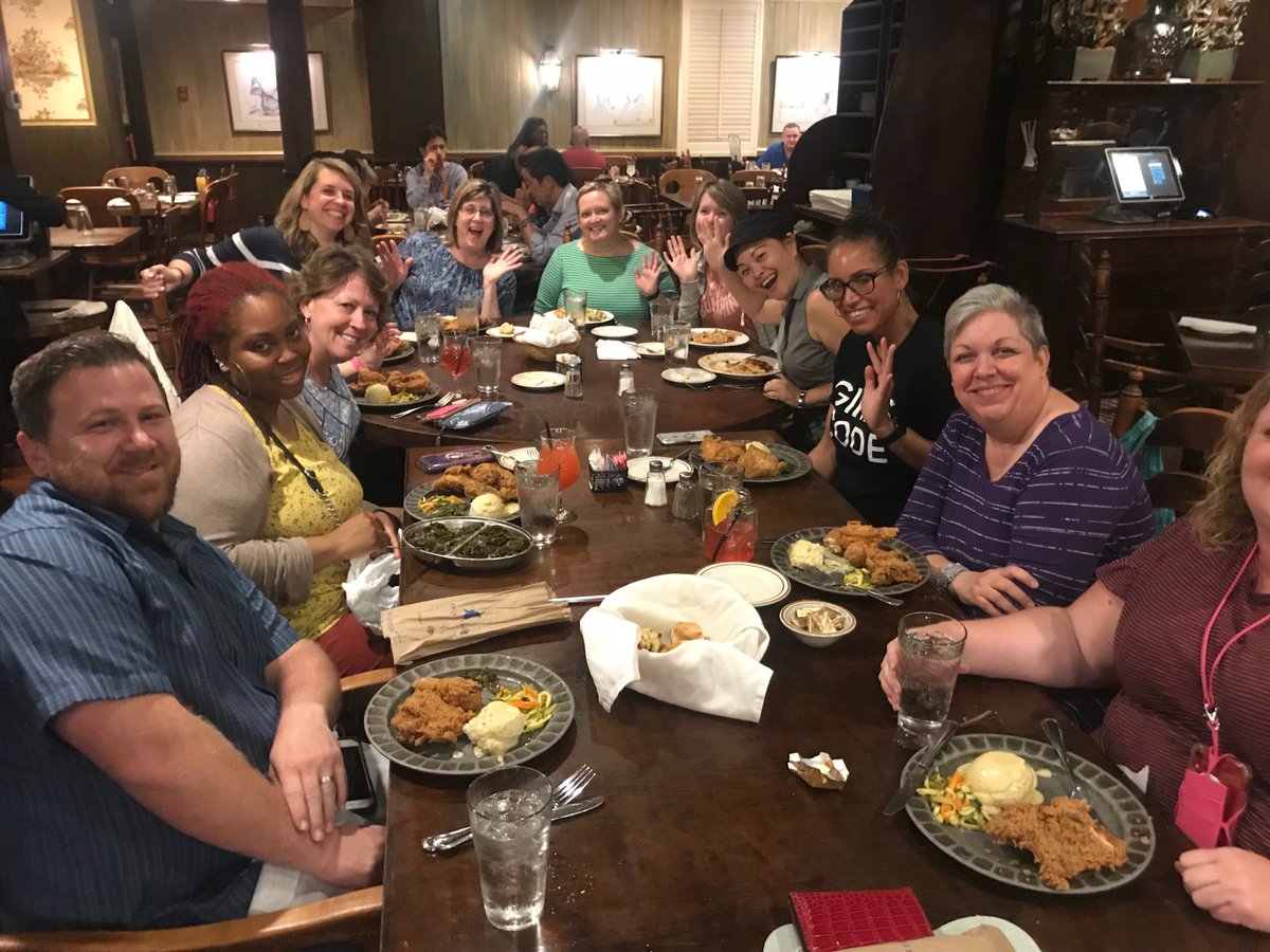MathPrincessC's tweet image. Dinner at ⁦@PittypatsPorch⁩ 
Met a #googleEi person and a #nycschoolstechchat facilitator. 
@teachcode
#K12ATL