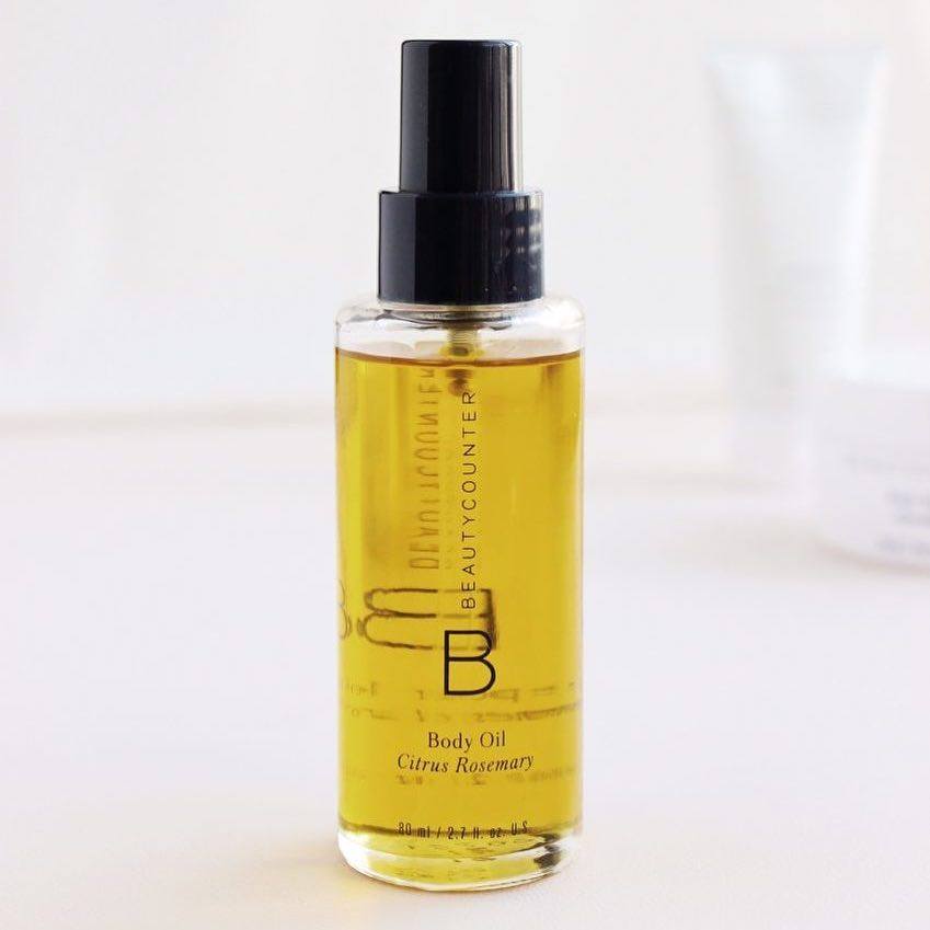 Bring the spa to your home with Beauty Counter’s Body Oil in Citrus Rosemary! Juts one spritz and you will feel Zen again! beautycounter.com/assuntanesheiw…