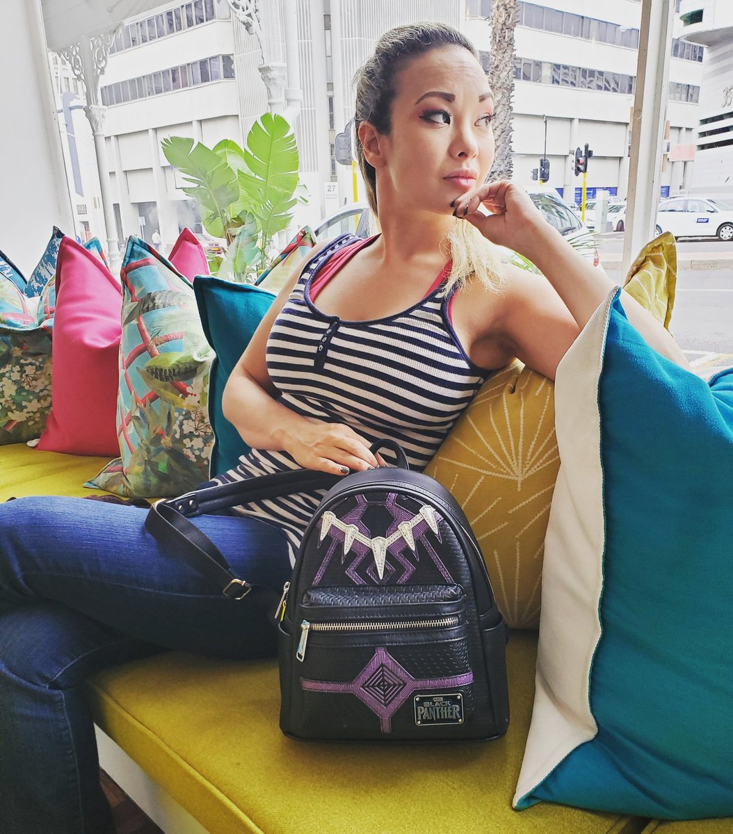 loungefly black panther backpack