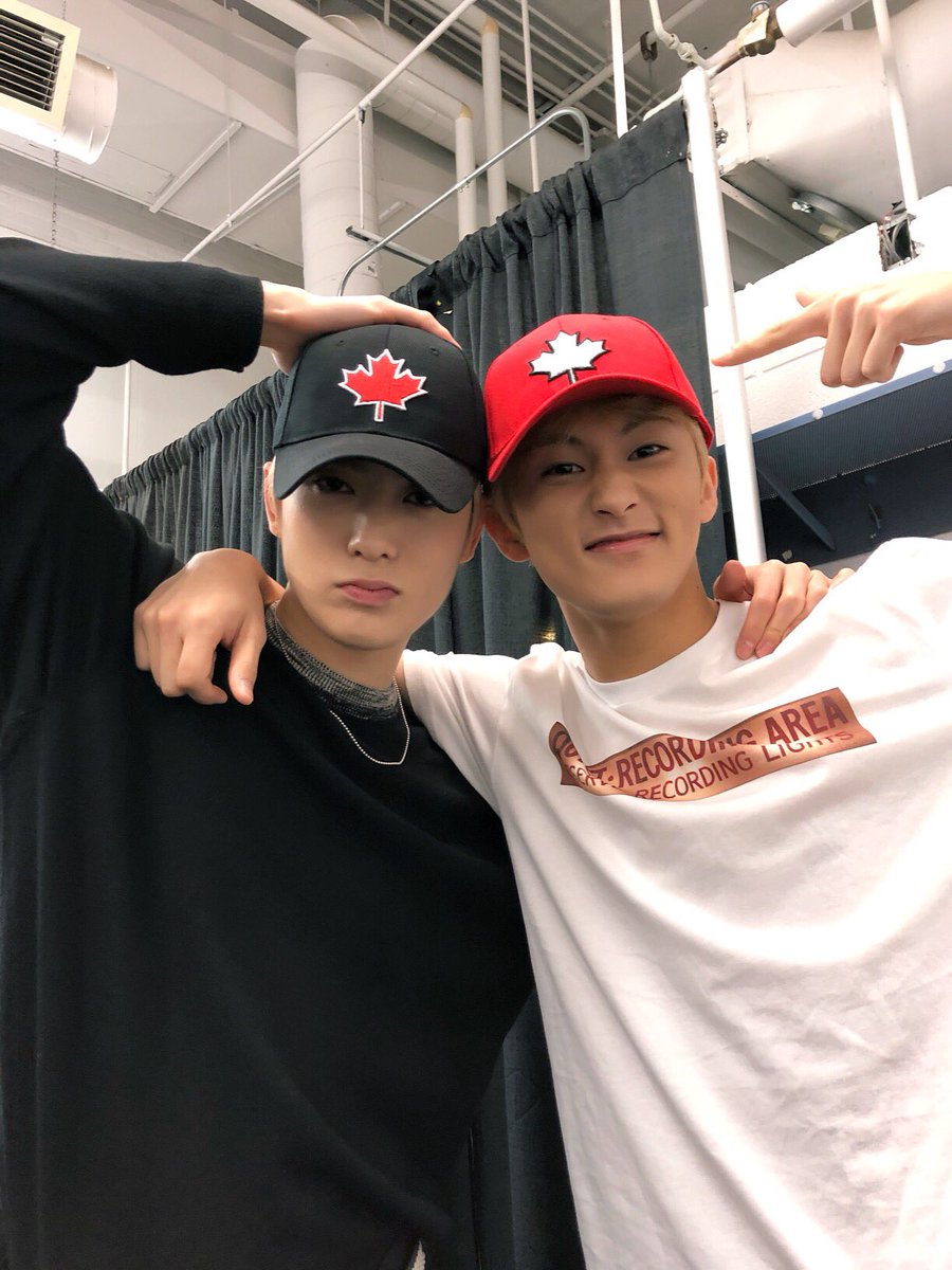 Who looks better with the Maple Leaf...?!
CANADAAAAAA!! 🇨🇦🇨🇦
We’re here!!

NCT 127 〖 #SUPERHUMAN 〗 
Music Release ➫ 2019 05 24
#WE_ARE_SUPERHUMAN
#NCT127_SUPERHUMAN

#TORONTO #VANCOUVER
#JAEHYUNinTORONTO 
#MARKinVANCOUVER
#NEOCITYinCANADA #NCT127inCANADA #NCT127 #NCT
