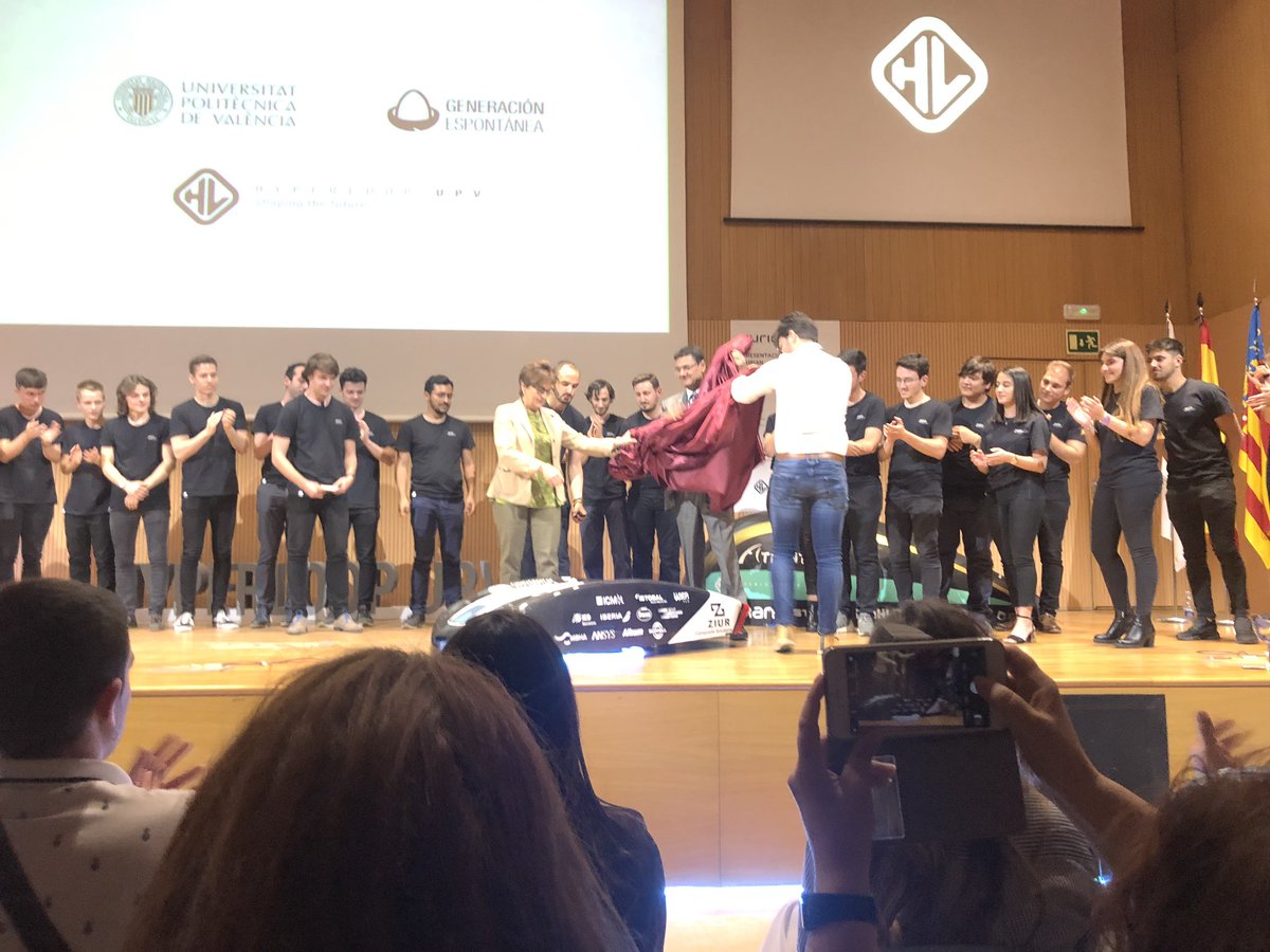 2DChem's tweet image. @ICMol_UV and @2DChem1 encourage @hyperloopupv 
#TurianByHyperloopUPV